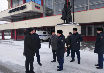 Жд-вокзал в городе осмотрел первый заместитель Московского межрегионального транспортного прокурора