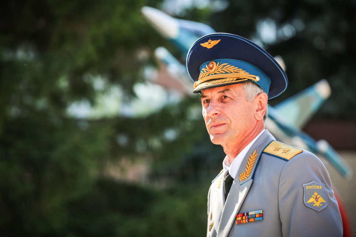 Местный аэропорт возглавил основатель пилотажной группы «Соколы России»