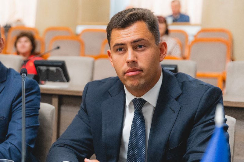 Новым спикером областного совета депутатов стал 28-летний ельчанин