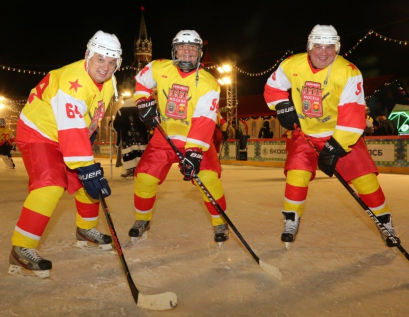 Дружеский хоккейный матч на Красной площади