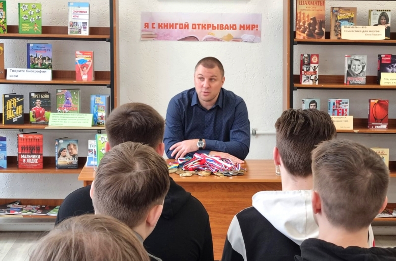 Дмитрий Красичков встретился со студентами
