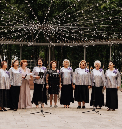 «Серебряные» артисты дали концерт в «Быхановом саду»