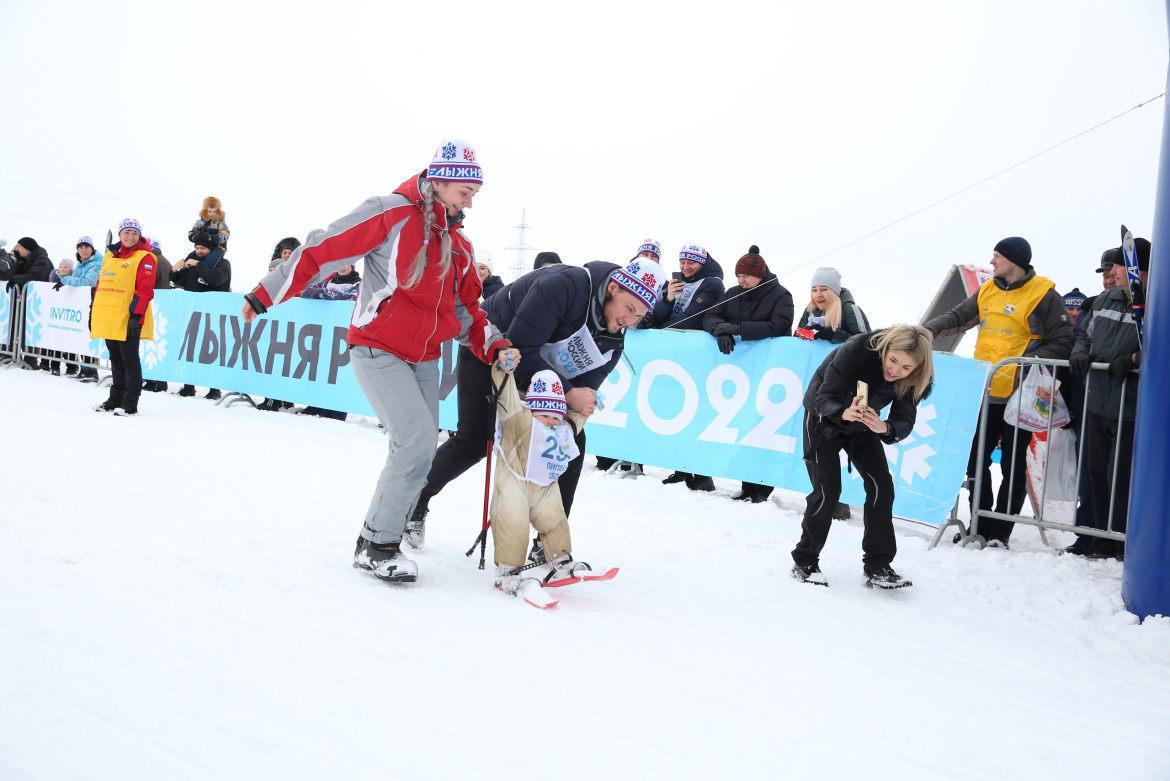 На «Лыжню России» у нас вышли годовалая девочка и 90-летний дедушка